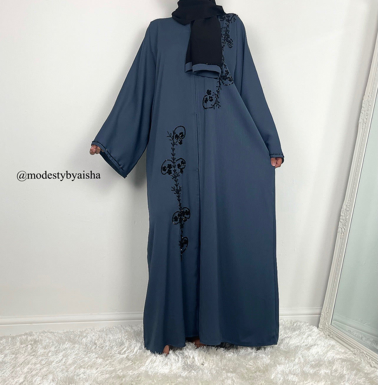 Minal Sapphire - Embellished Abaya