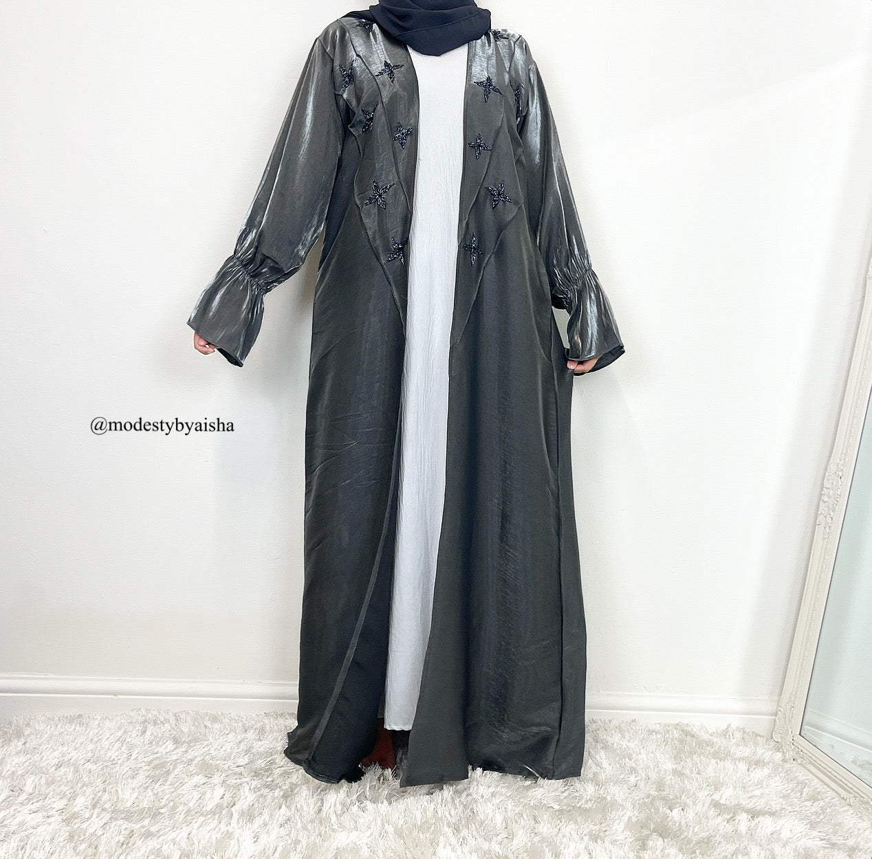 Ezzah Embellished Abaya - 2 Colours