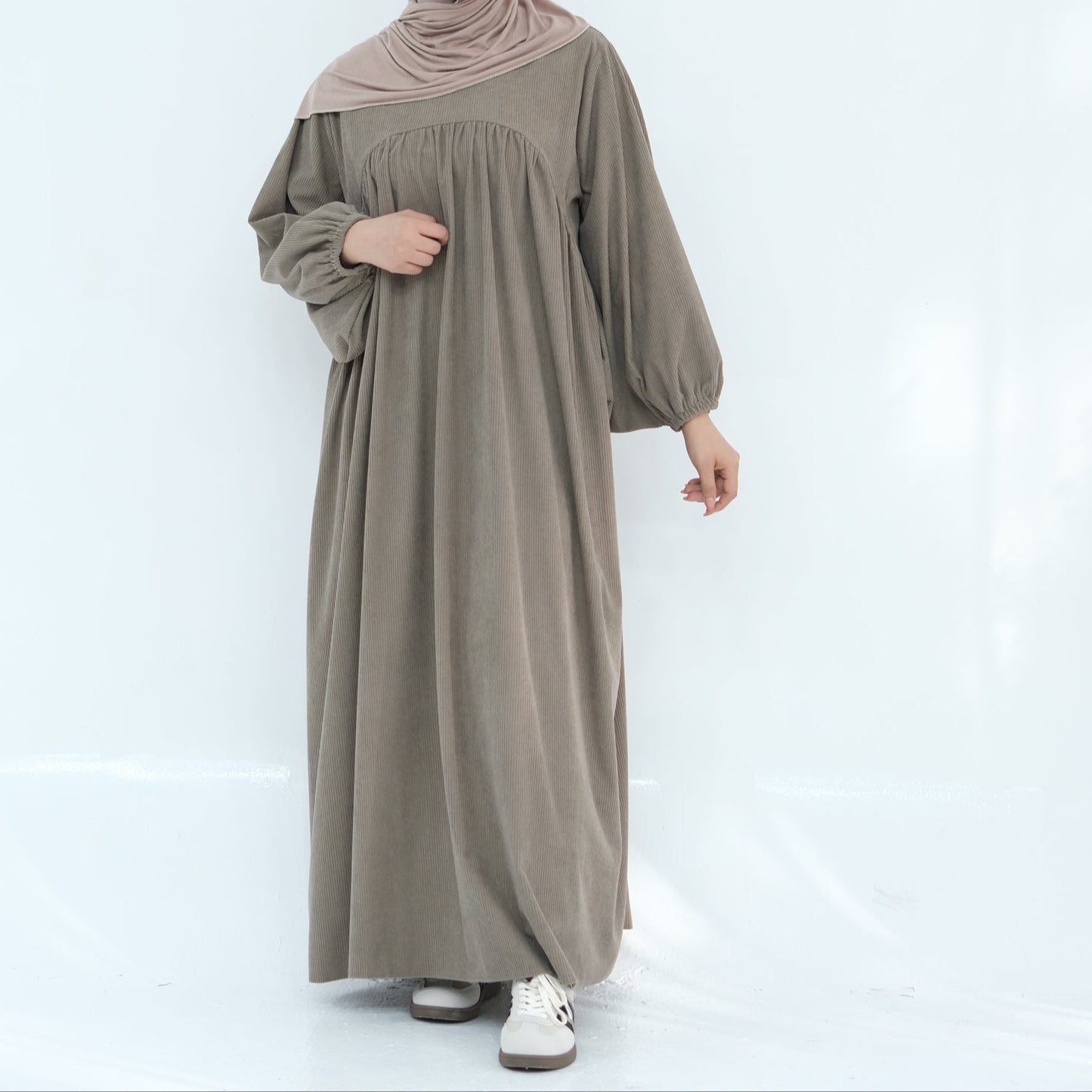 Corduroy Cuffed Sleeve Abaya - 4 Colours