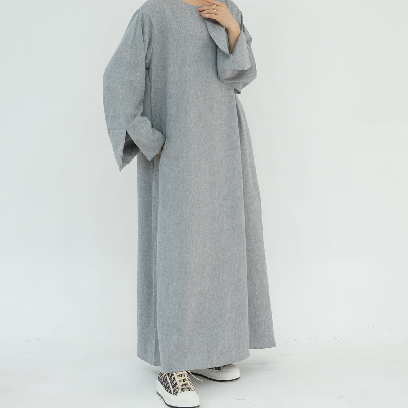Closed Linen Abaya - 3 Colours