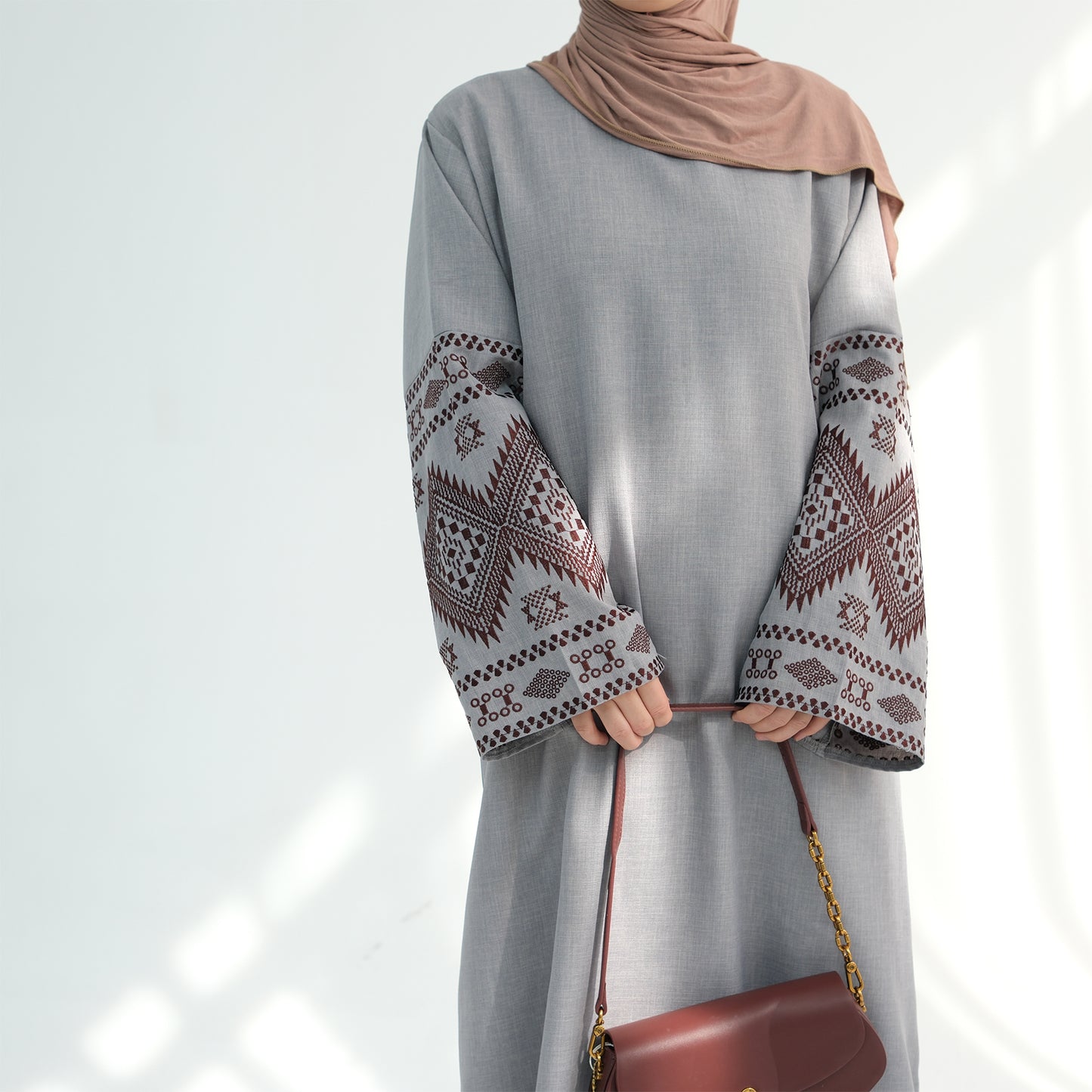 Embroidered Closed Linen Abaya - 3 Colours