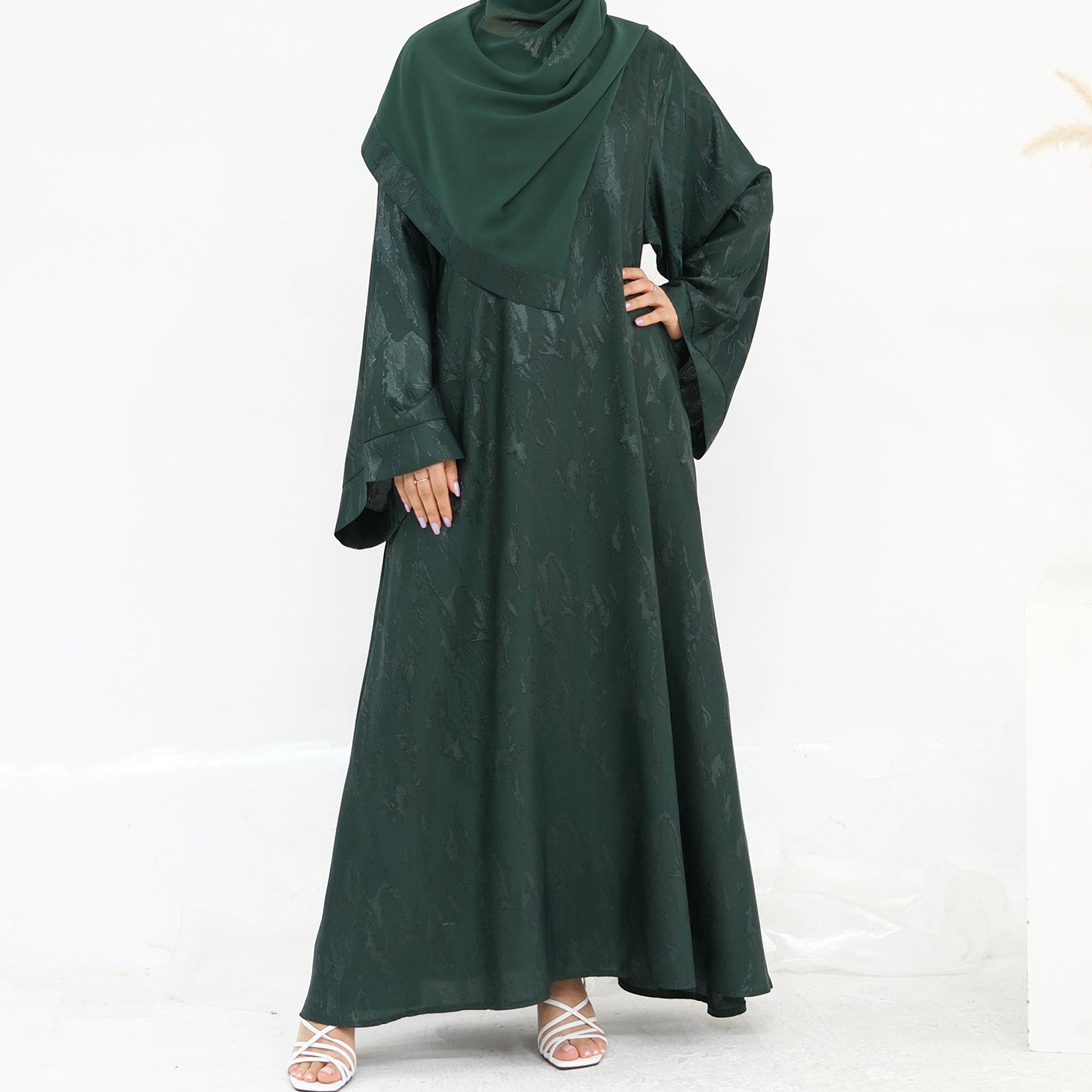 Jacquard Closed Abaya - 5 Colours