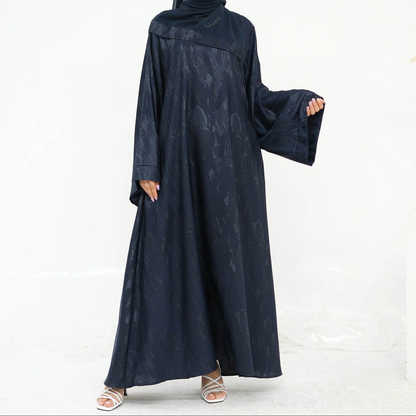 Jacquard Closed Abaya - 5 Colours