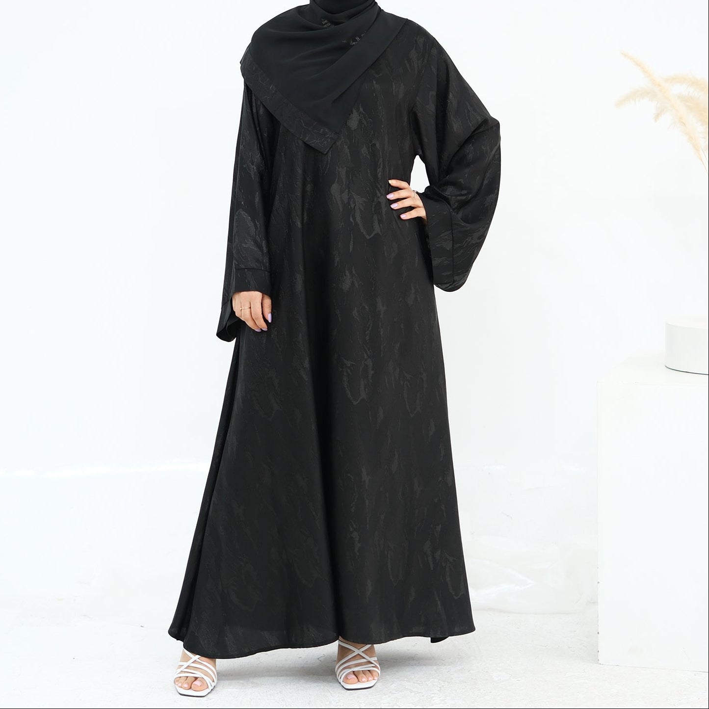 Jacquard Closed Abaya - 5 Colours