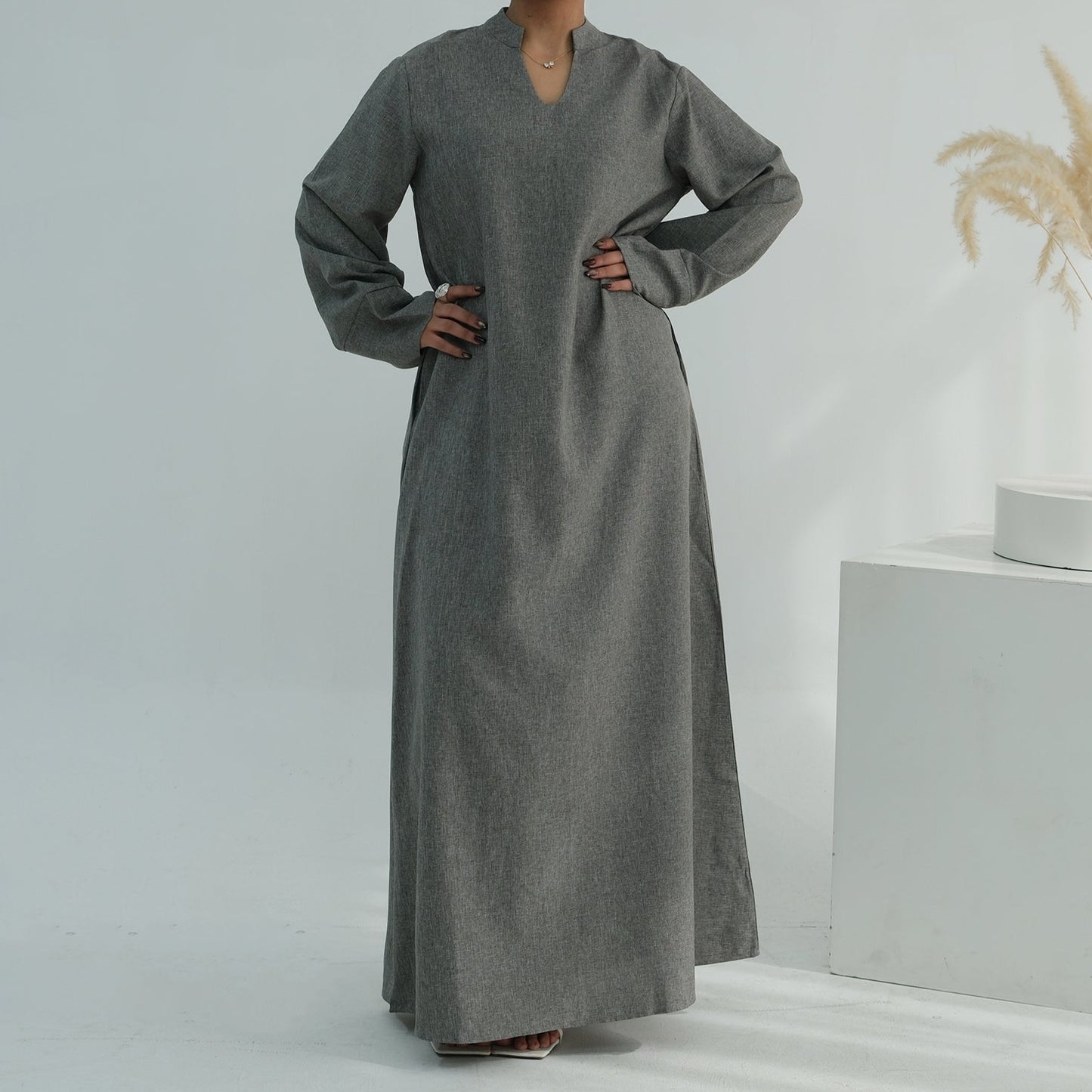 V Neck Closed Abaya - 5 Colours