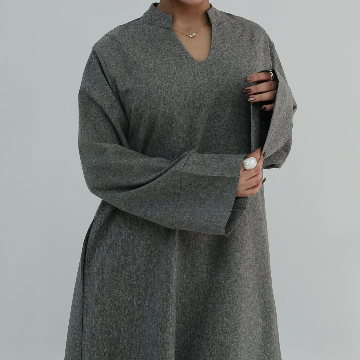 V Neck Closed Abaya - 5 Colours