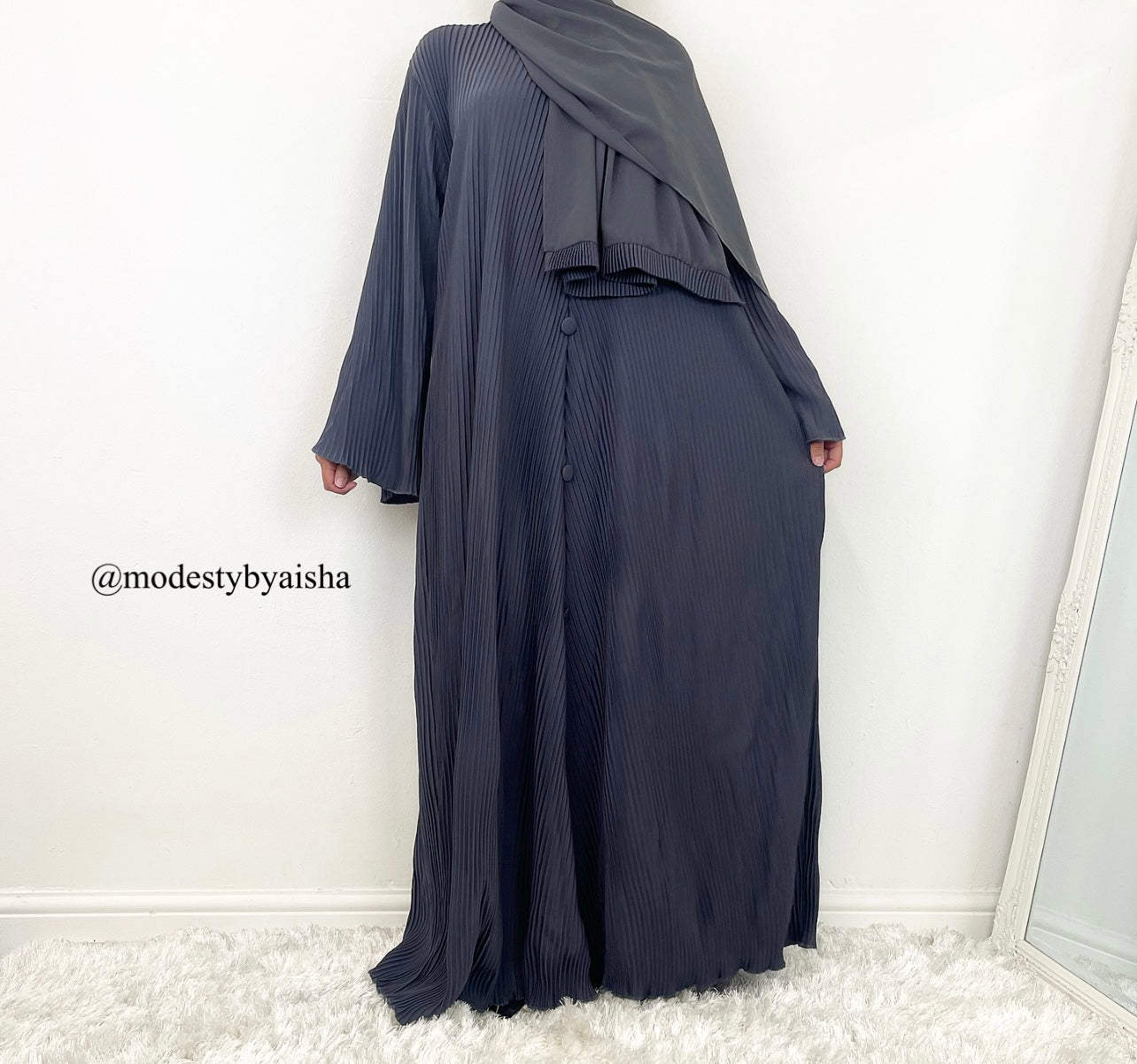 Jannah Pleated Closed Abaya - 7 Colours