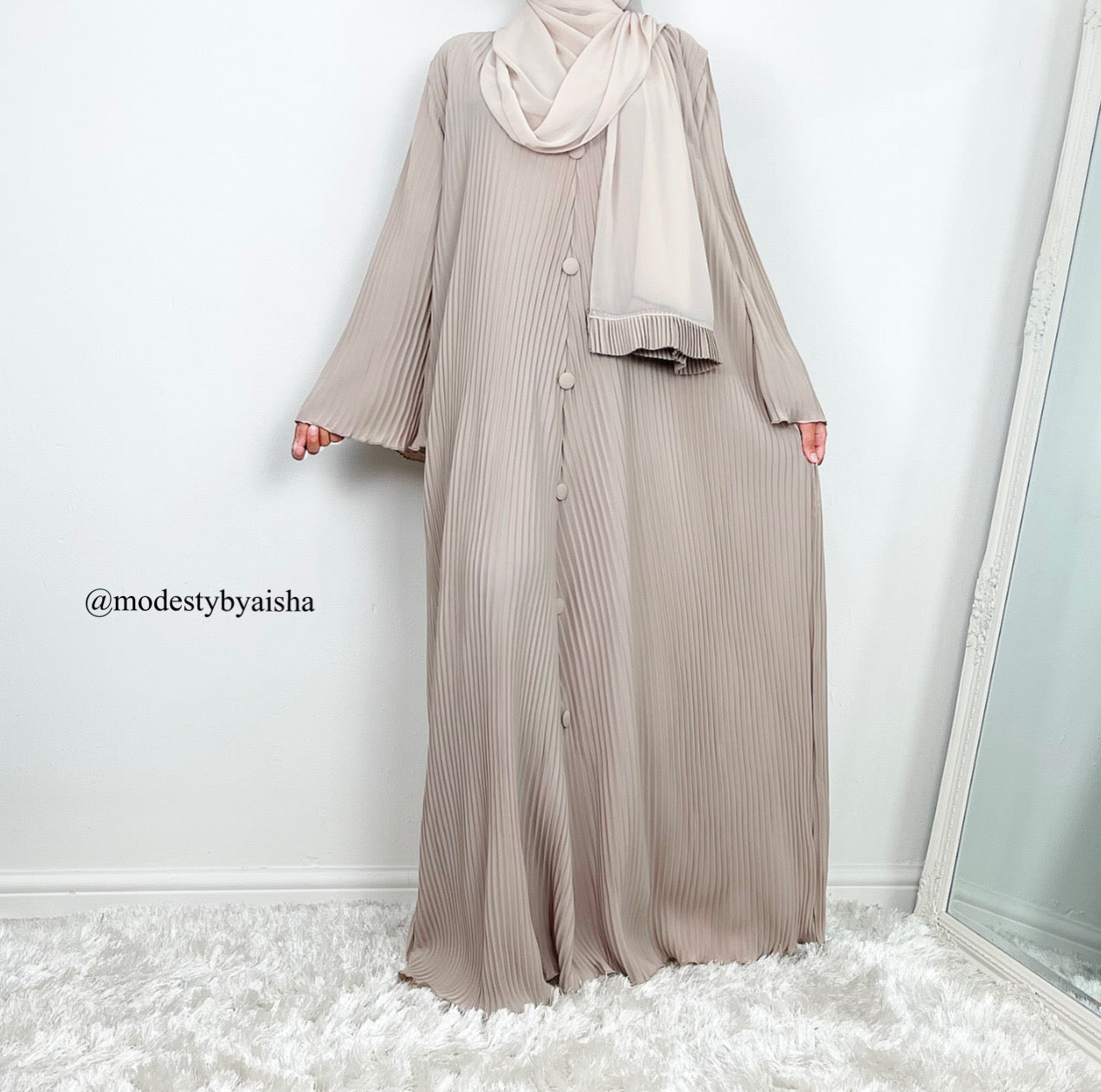 Jannah Pleated Closed Abaya - 7 Colours