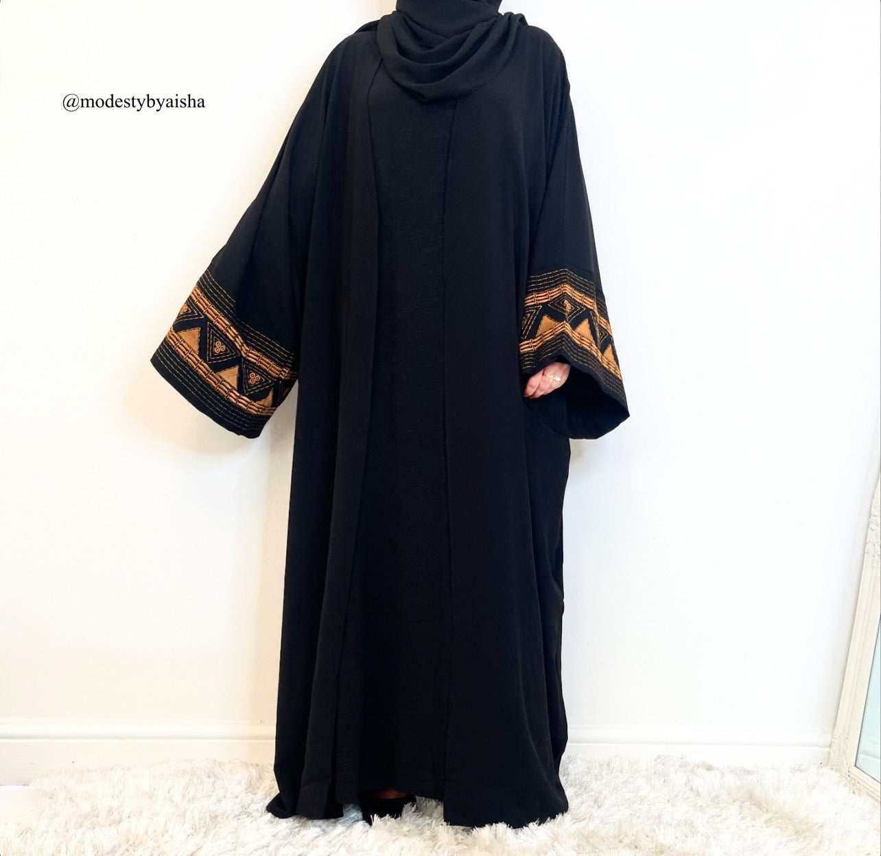 Saniya Embroidered Abaya - 2 Colours