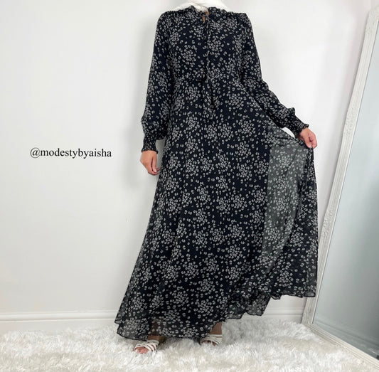 Cyra Black - Maxi Dress