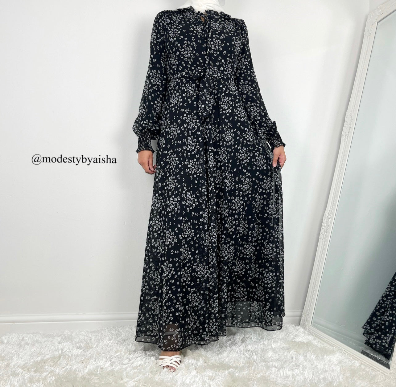 Cyra Black - Maxi Dress